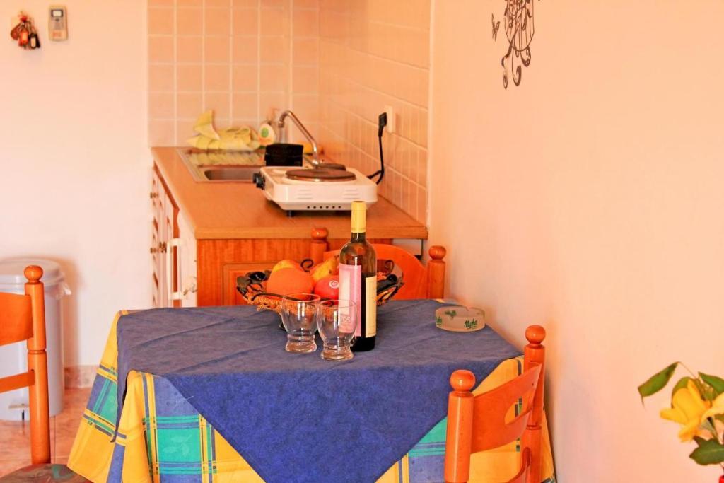 Lygies Apart Hotel Trapezaki  Rom bilde